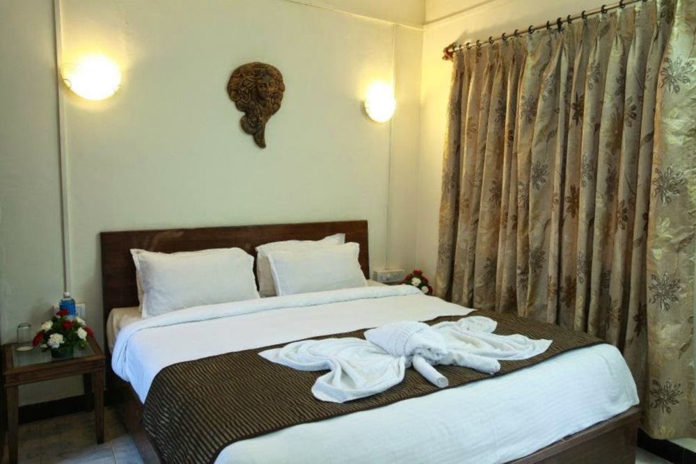 Hotel Lucky Star Colva Esterno foto
