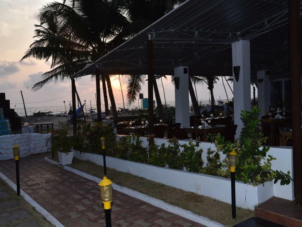 Hotel Lucky Star Colva Esterno foto